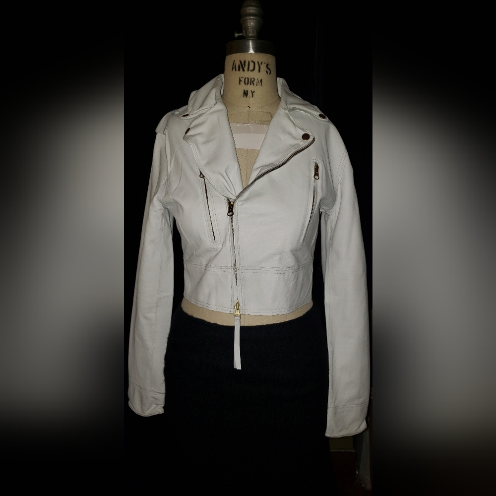Real leather stretch. Bone white super soft fits like a glove crop biker jacket